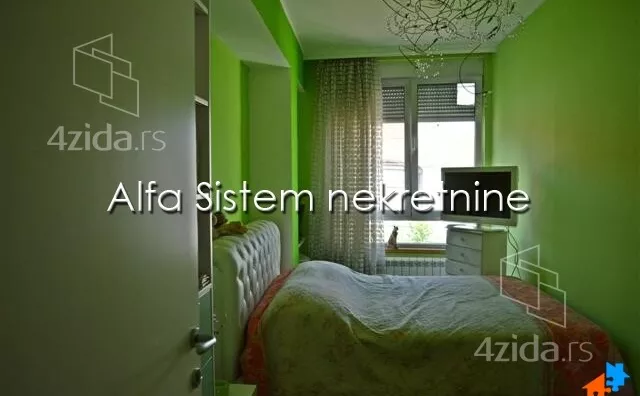 Petosoban stan | 4zida