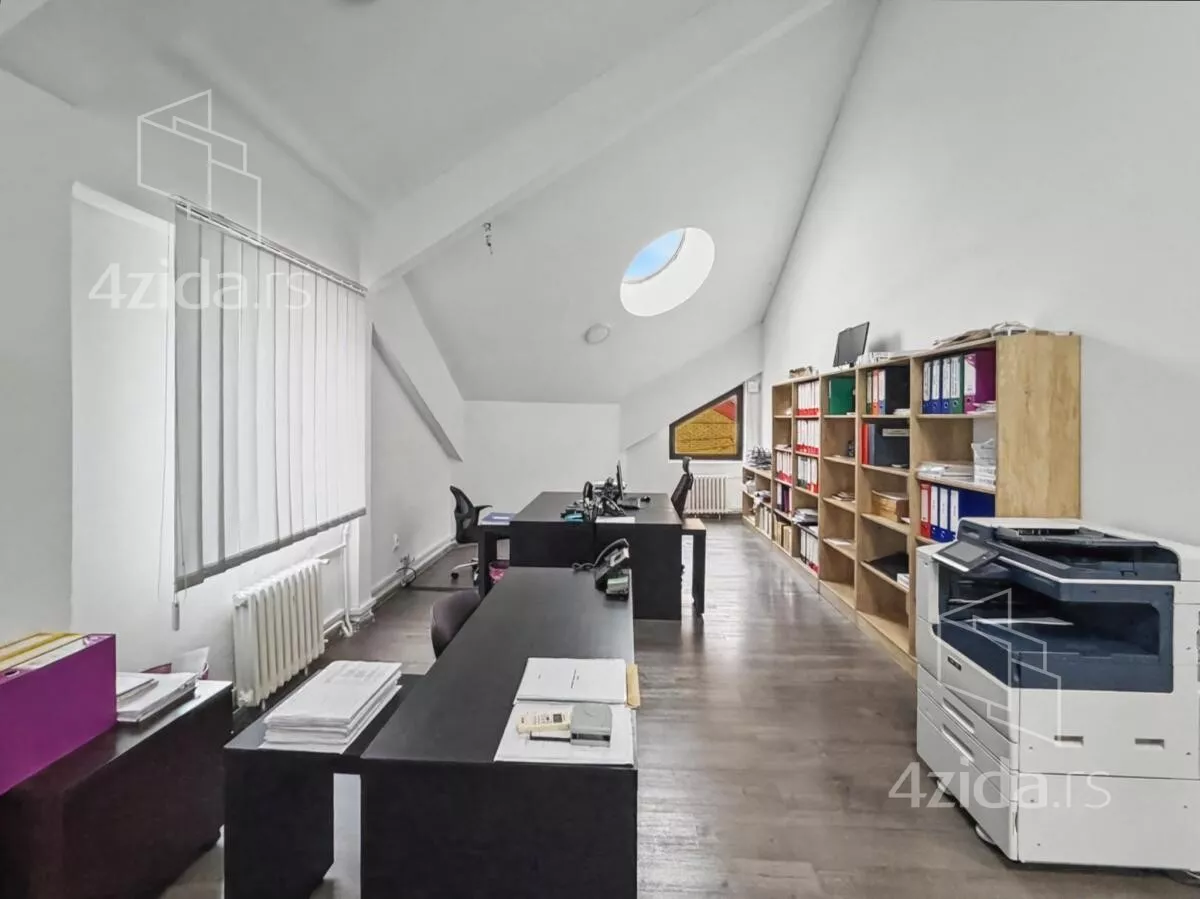 Poslovni prostor | 4zida