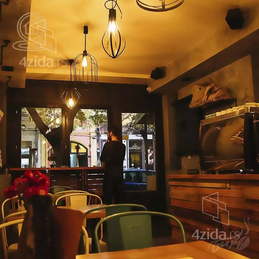 Ugostiteljski objekat | 4zida