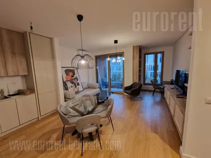 KALENIĆ PIJACA | 4zida.rs