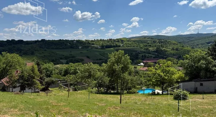 Građevinsko zemljište | 4zida