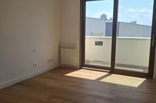 Šestosoban stan | 4zida