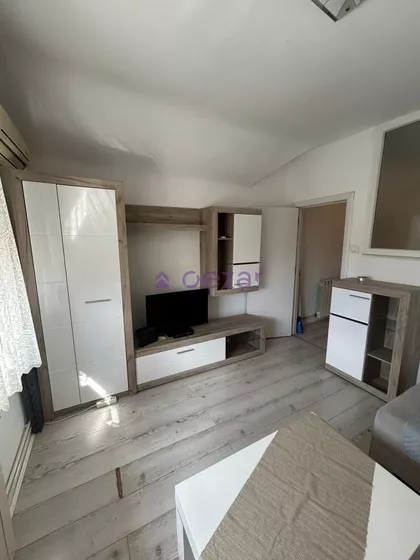 Vukov Spomenik | 4zida.rs