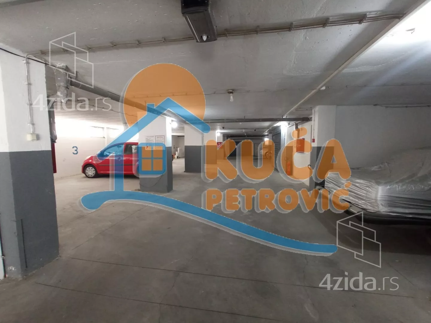 Garaža | 4zida