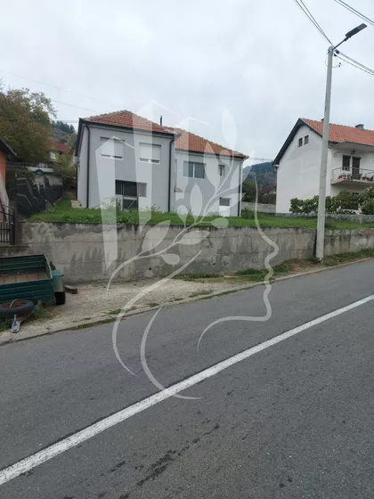 Miljojka Rosića 8 | 4zida.rs