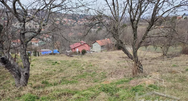 Plac | 4zida