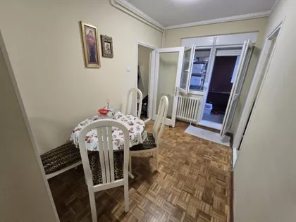 Ismeta Mujezinovića | 4zida.rs