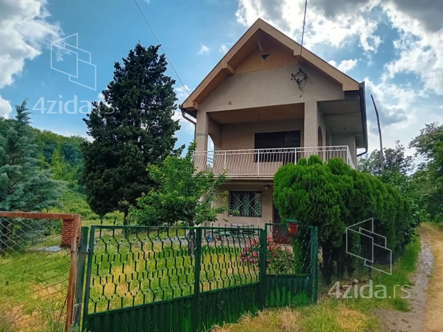 Građevinsko zemljište | 4zida
