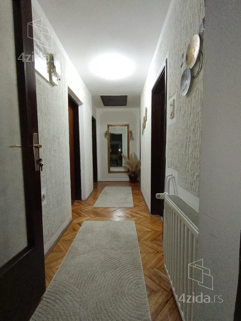 3-etažna kuća | 4zida