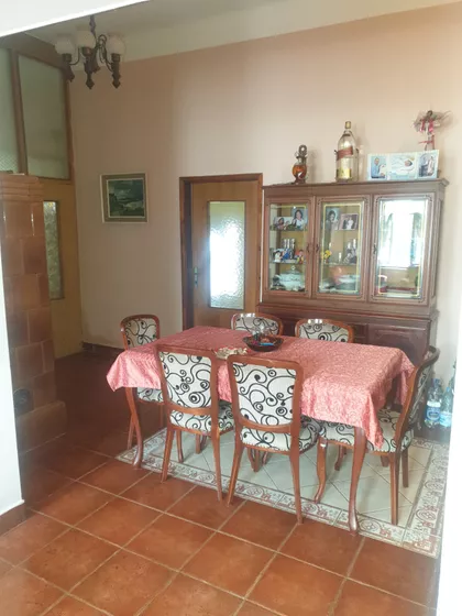 Lovćenac | 4zida.rs