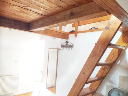 Podbara | 4zida.rs