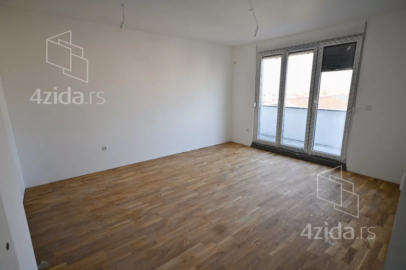 Četvorosoban stan | 4zida