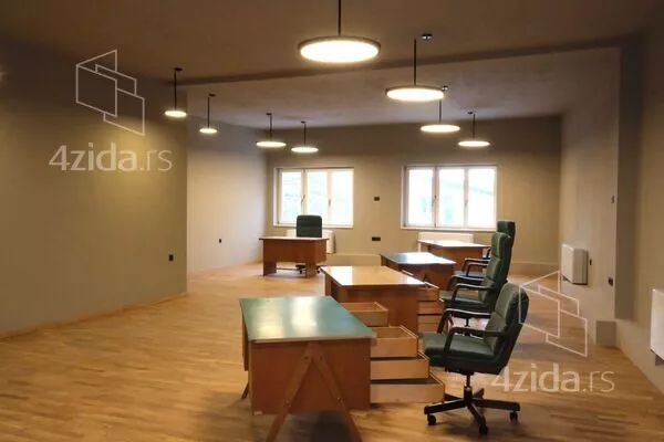 Poslovni prostor | 4zida