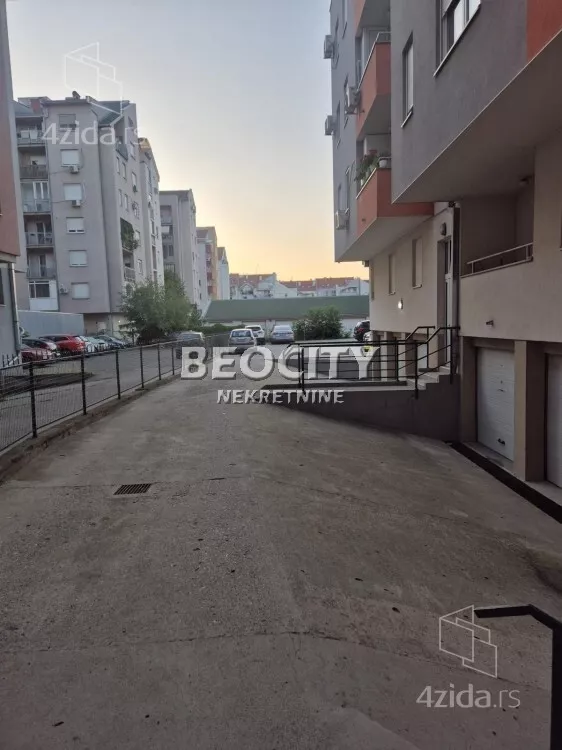 Garaža/Parking | 4zida