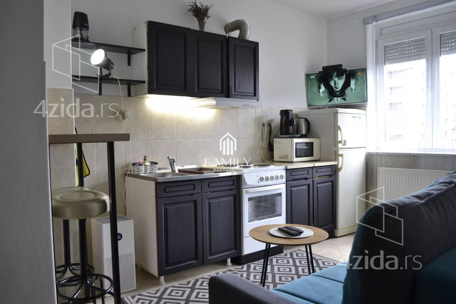 Jednoiposoban stan | 4zida