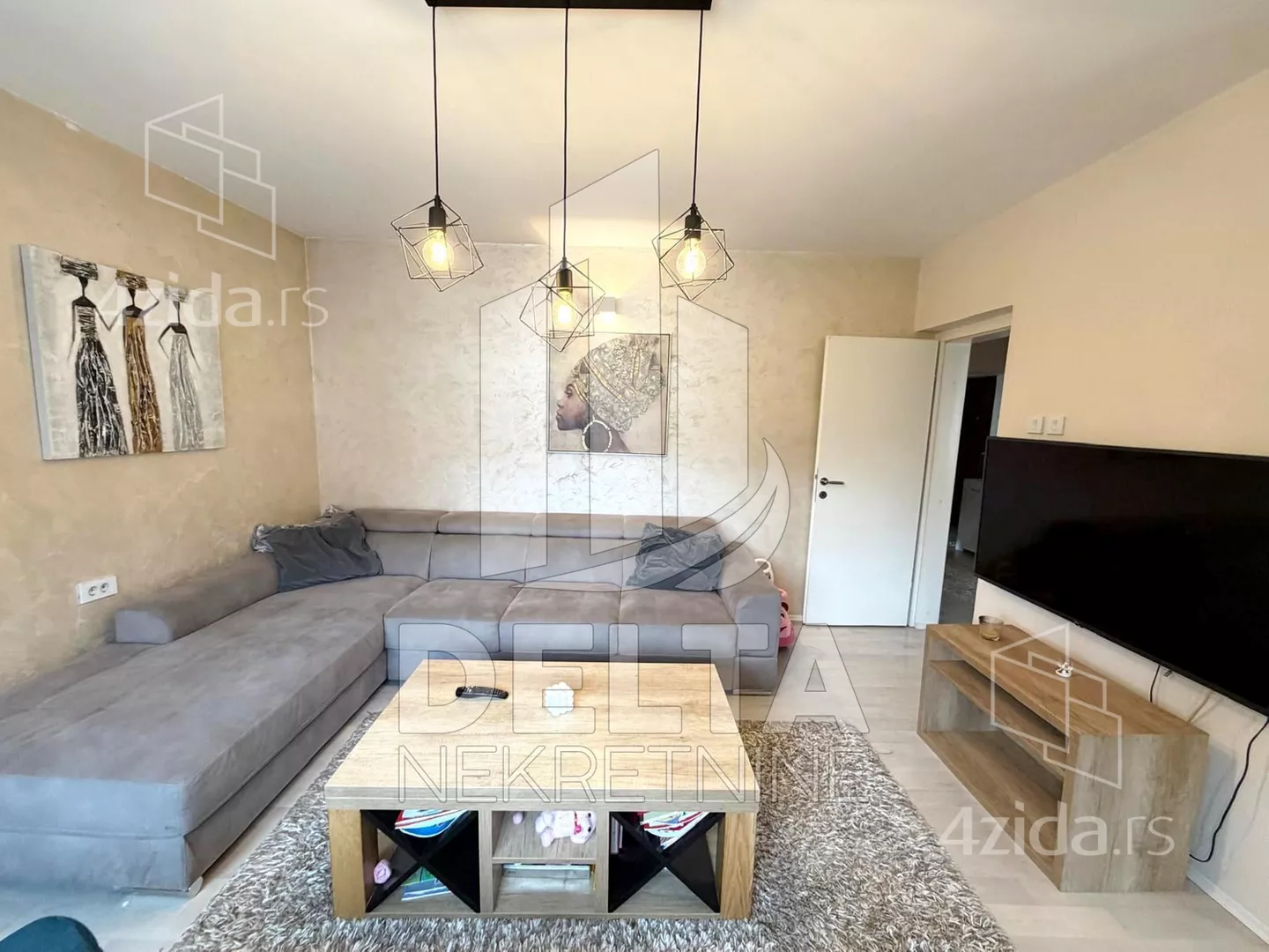 Troiposoban stan | 4zida