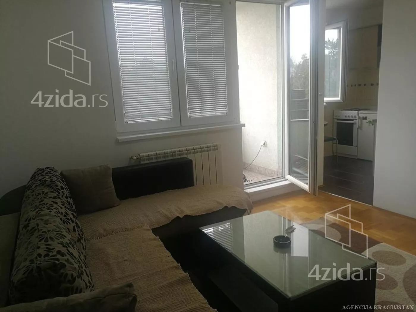 Jednoiposoban stan | 4zida