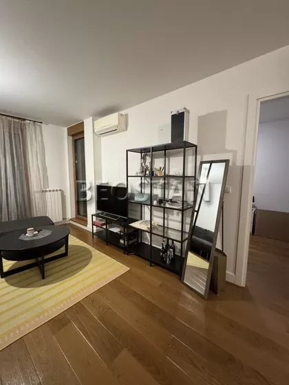 Dobanovacka | 4zida.rs