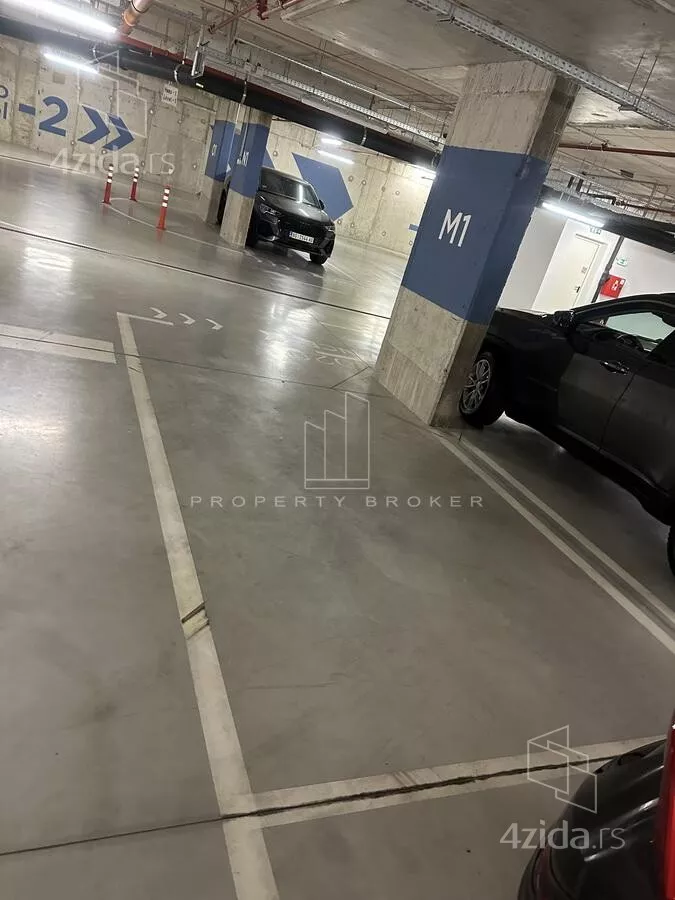 Garaža | 4zida
