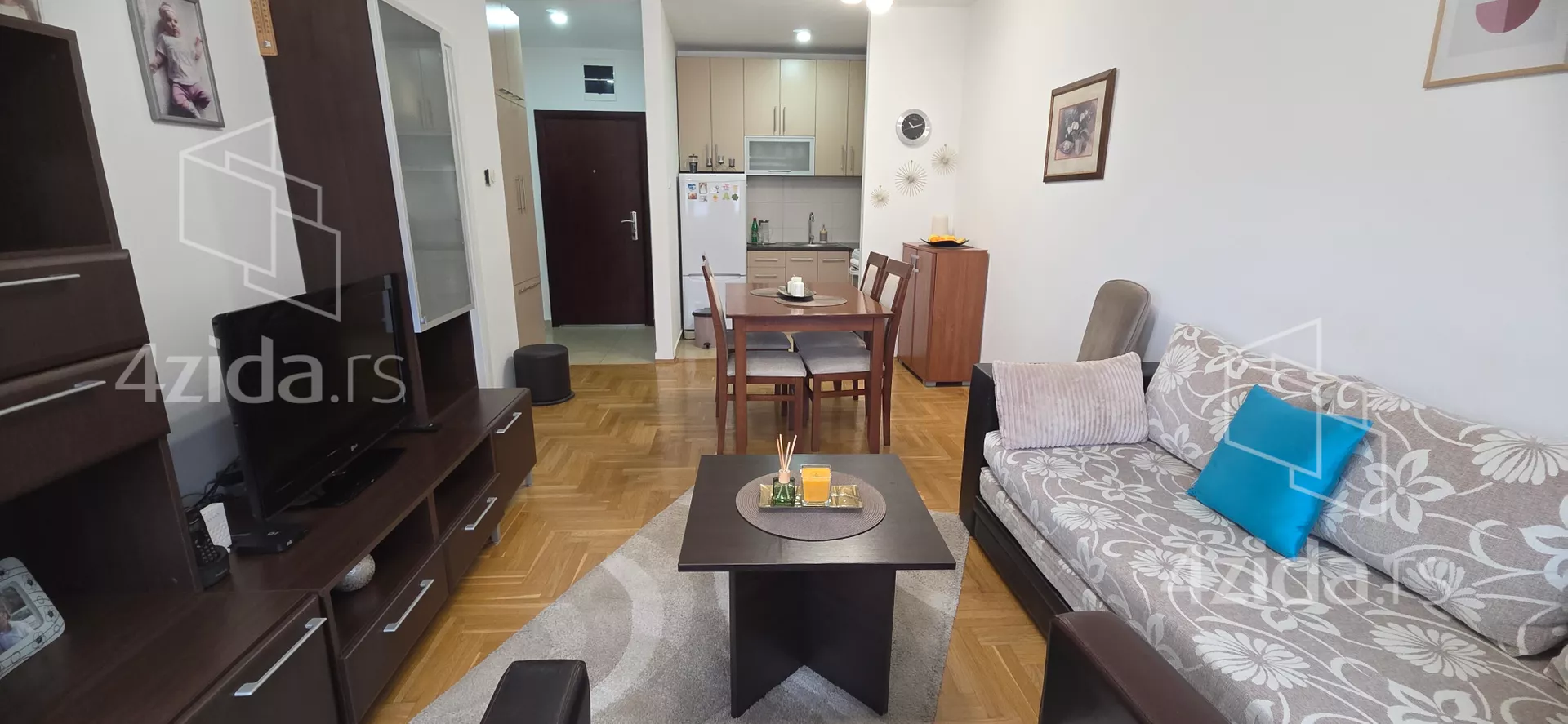 Jednoiposoban stan | 4zida