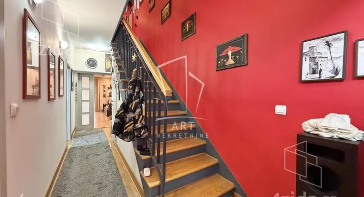 3-etažna kuća | 4zida