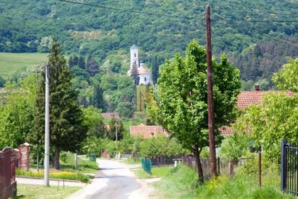 Okolne lokacije | 4zida.rs