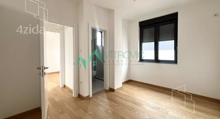 Petosoban stan | 4zida