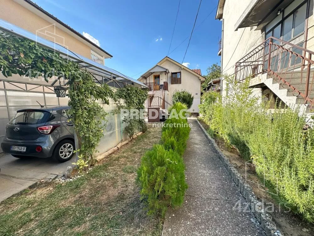 Kuća | 4zida