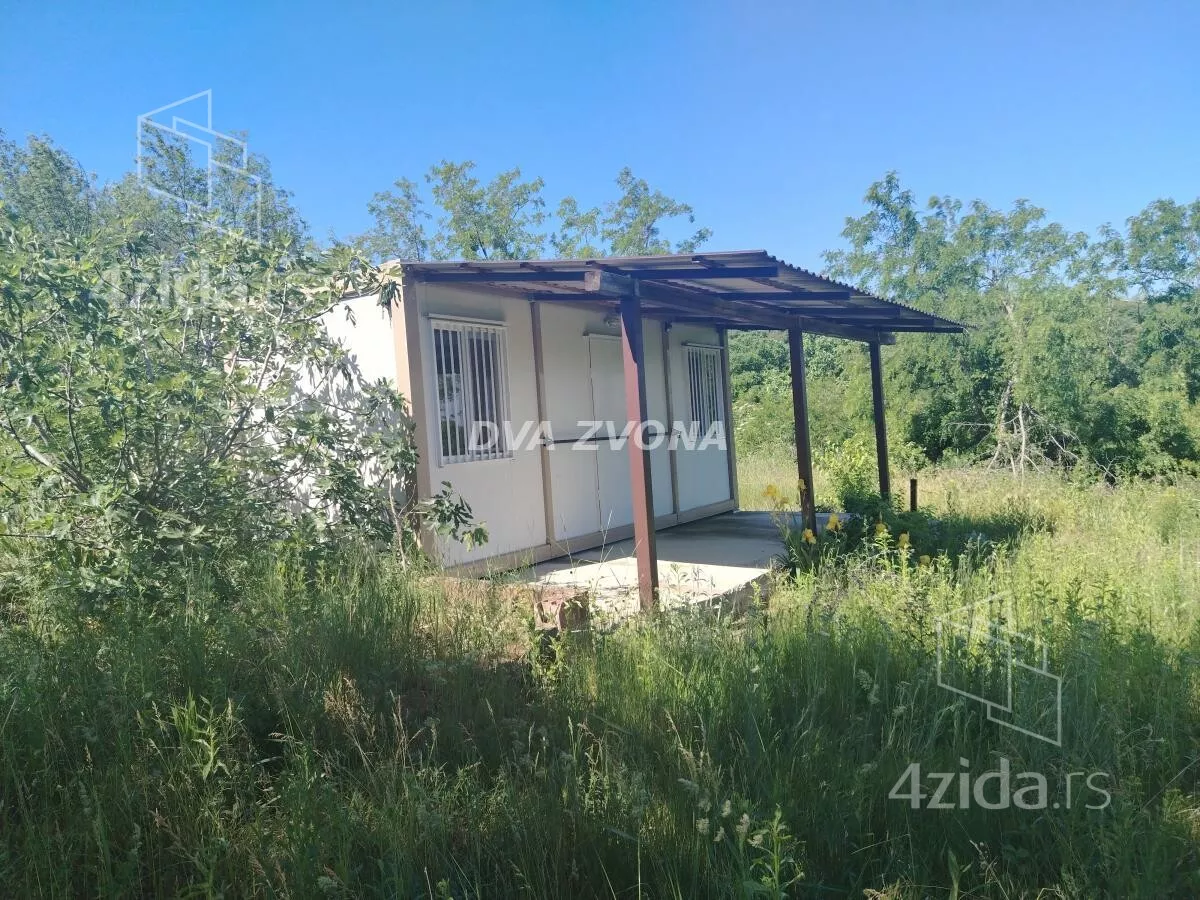 Plac | 4zida