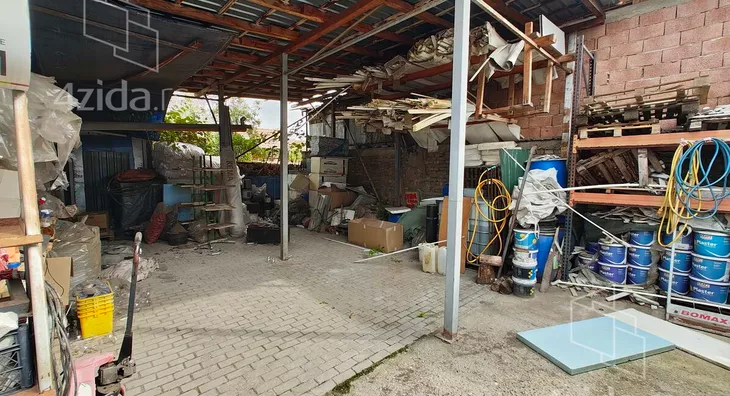 Lokal | 4zida