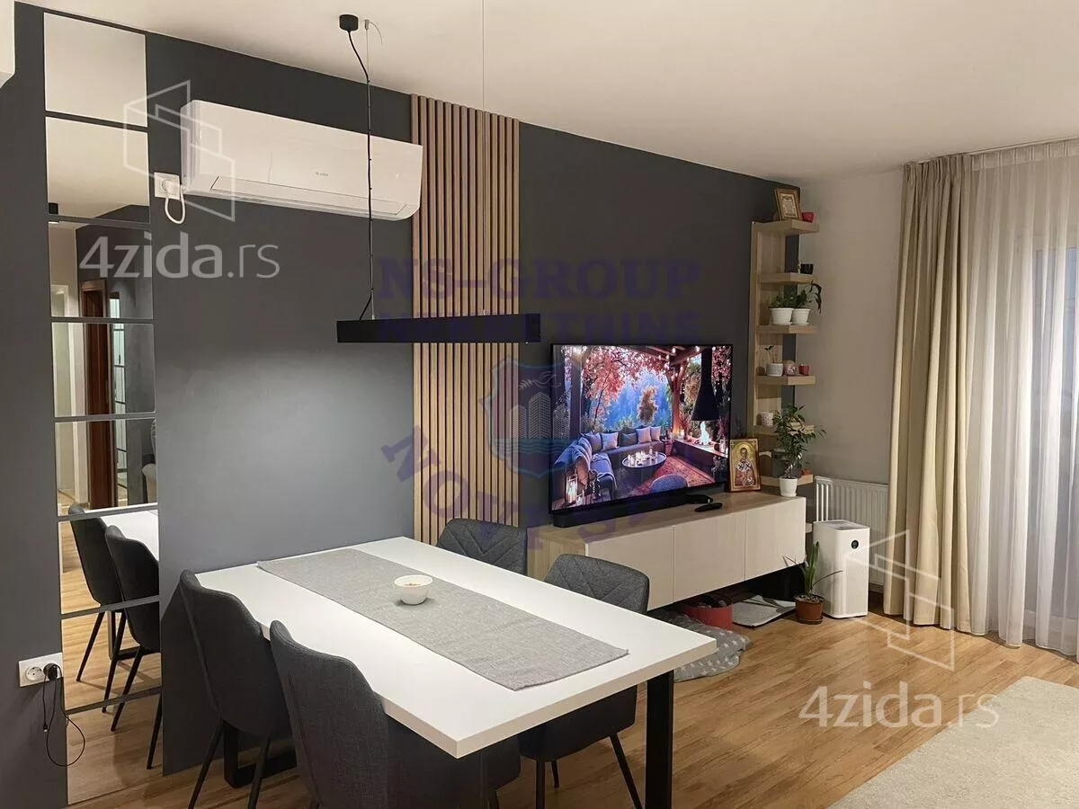 Troiposoban stan | 4zida