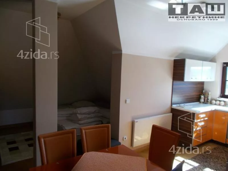 Ugostiteljski objekat | 4zida