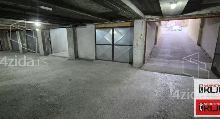 Garaža/Parking | 4zida