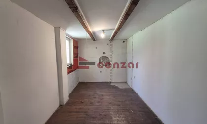 Kertvaroš | 4zida.rs