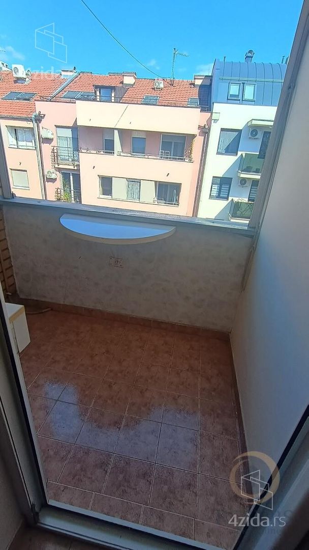Stan – Novi Sad, MZ Žitni trg, Južnobački upravni okrug - Prikaz 4