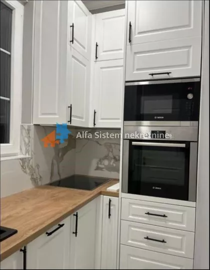 Klinički Centar | 4zida.rs