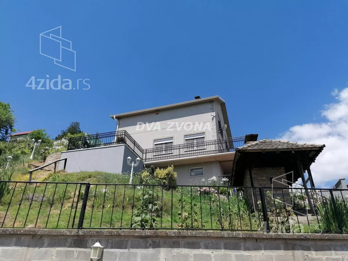 Kuća | 4zida