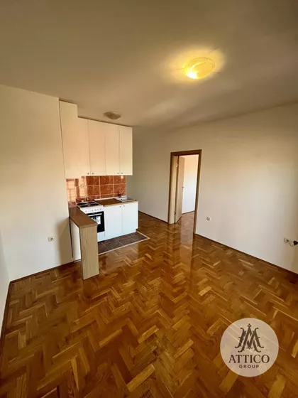 Adamovićevo Naselje | 4zida.rs