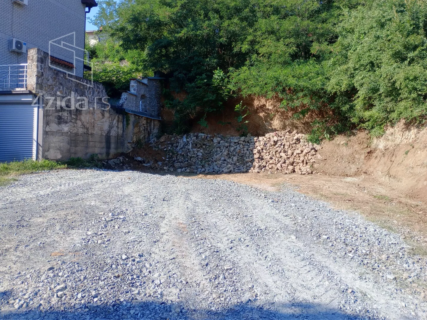 Poslovna zgrada | 4zida