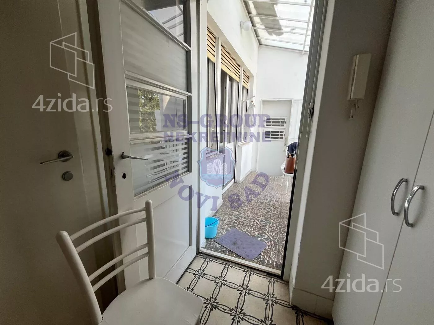 Troiposoban stan | 4zida