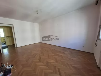 Sarajevska | 4zida.rs