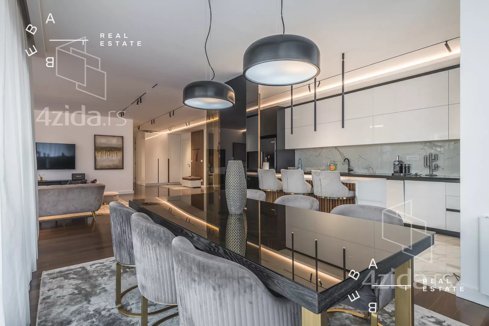 Četvorosoban stan | 4zida