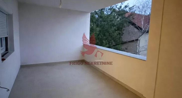 Četvoroiposoban stan | 4zida