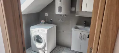 Kuzminska 27 | 4zida.rs