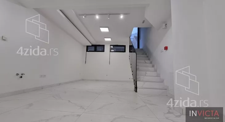 Poslovni prostor | 4zida