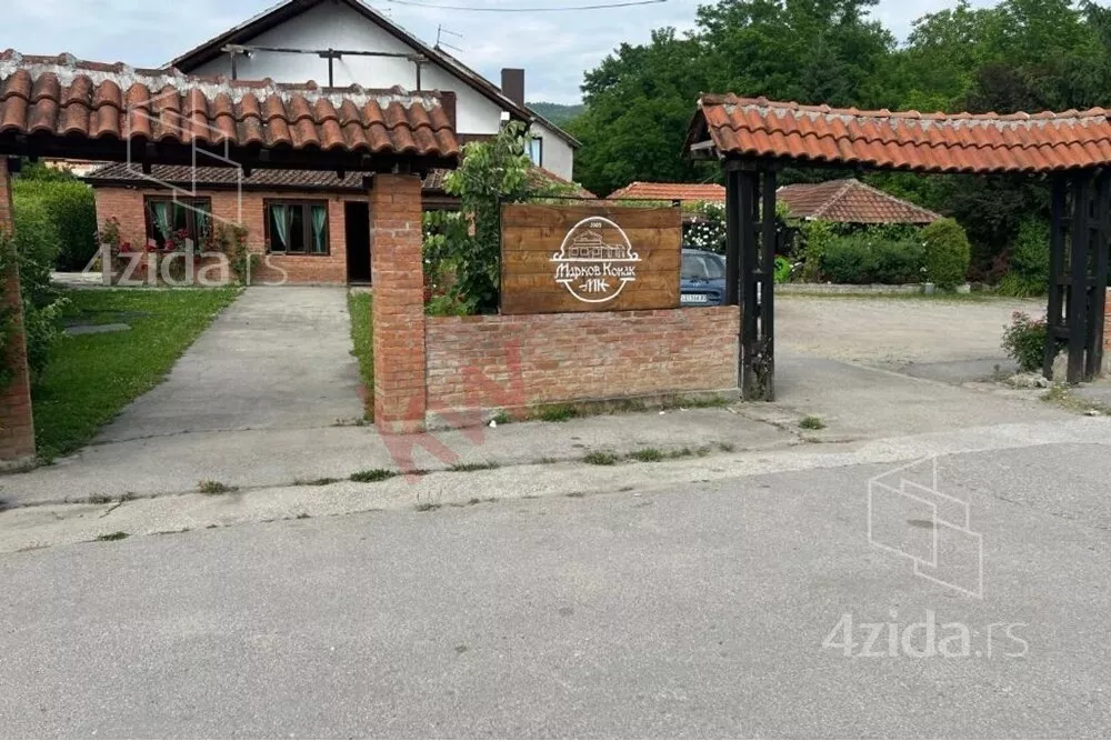 Ugostiteljski objekat | 4zida