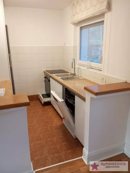 Novice Cerovića | 4zida.rs