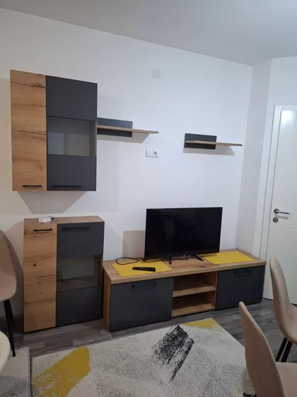 Trg Fontana | 4zida.rs