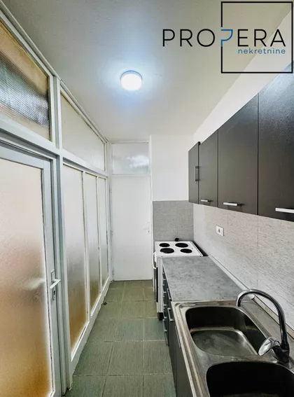 Trg Učitelj Tase | 4zida.rs