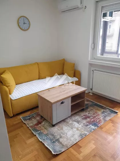 Toplice Milana | 4zida.rs
